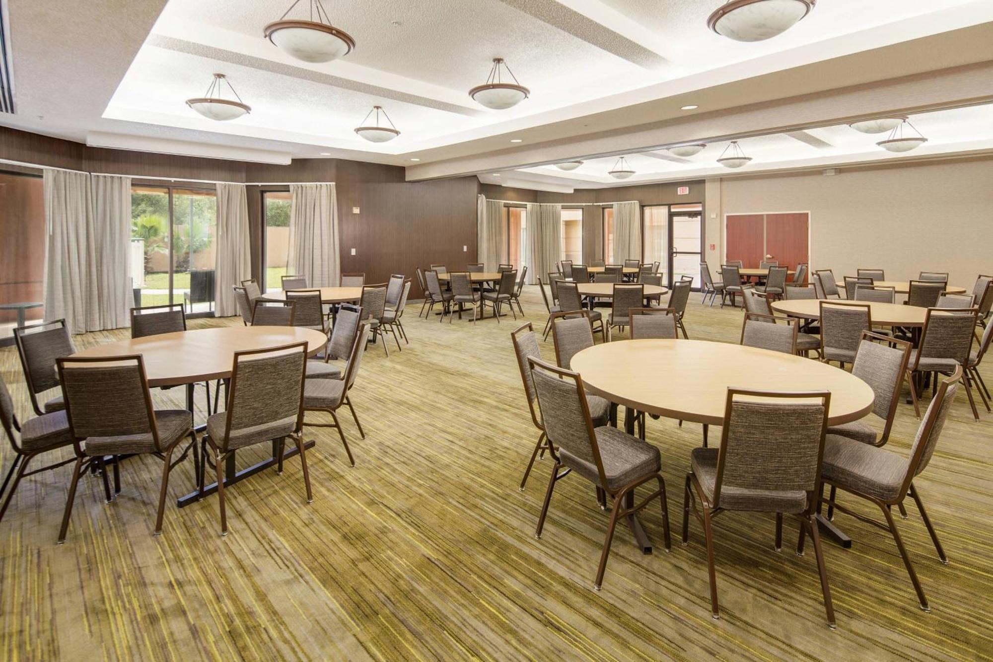 Courtyard By Marriott Bryan College Station Otel Dış mekan fotoğraf